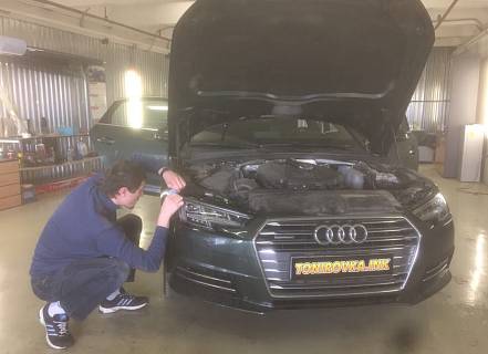 Процесс бронирования фар на Audi A4